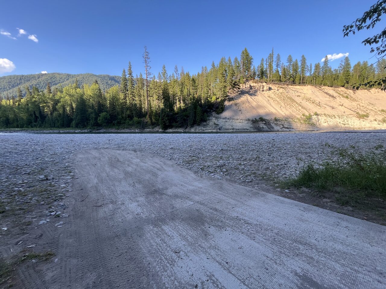Another view of the access at Paola on the Middle Fork.